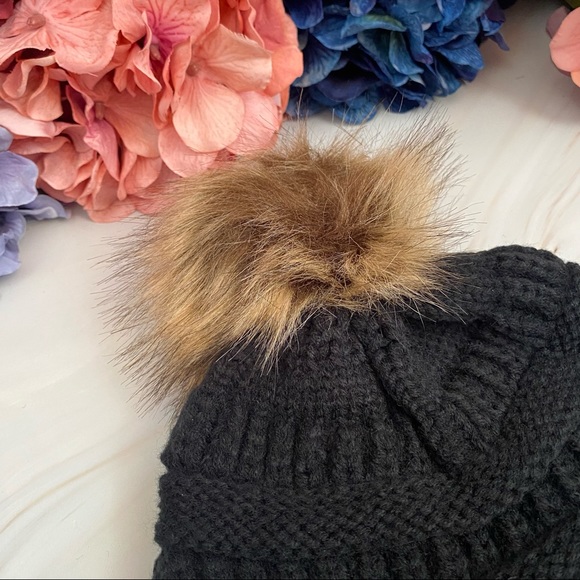 Black Knit Criss Cross Ponytail Pom Pom Beanie - Picture 8 of 15